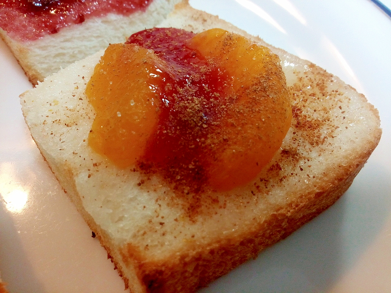 柚子ジャムとみかんと苺ジャムのミニトースト