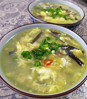 茄子の中華風ピリ辛スープ