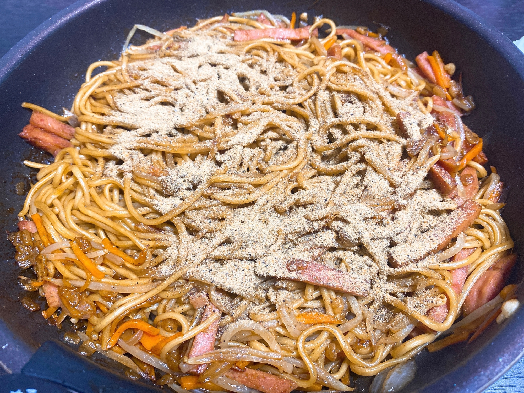 余ったスパムでスパム入り焼きそば