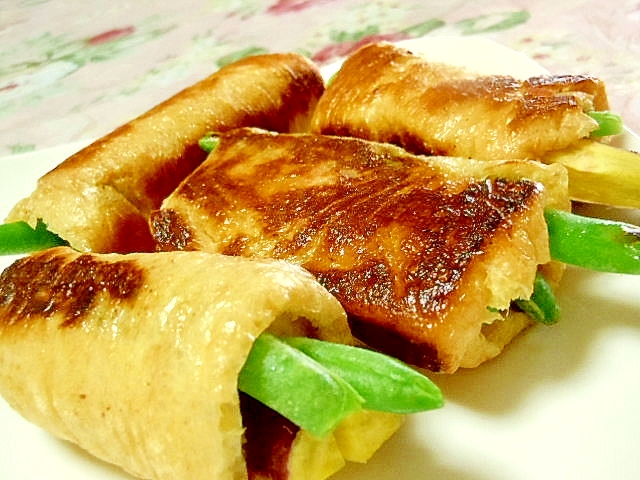 油揚げｄｅ❤薩摩芋とインゲンのチーズ巻きまき❤