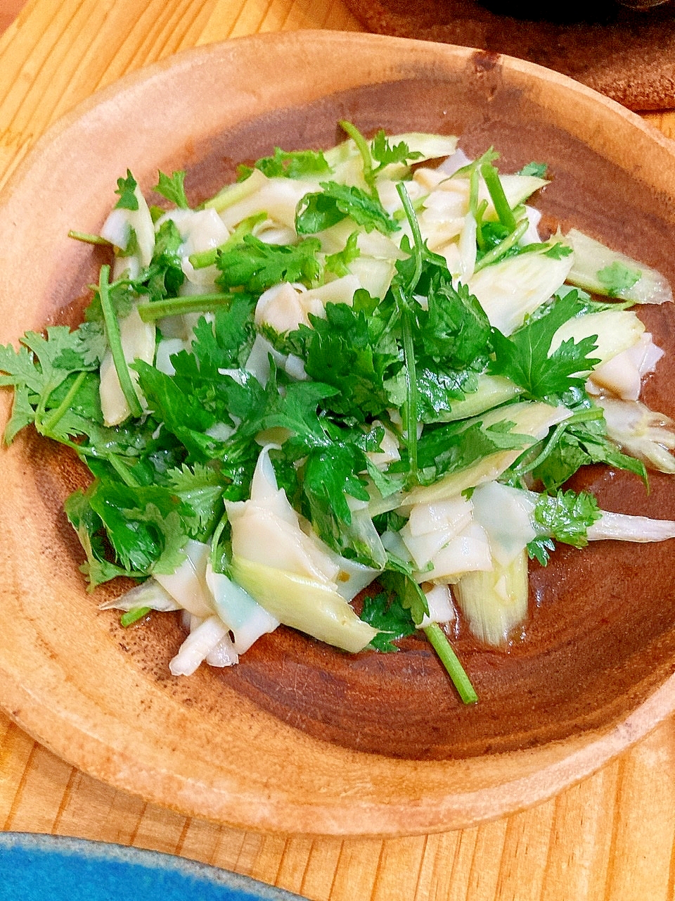 さっぱり★セロリとパクチーのサラダ