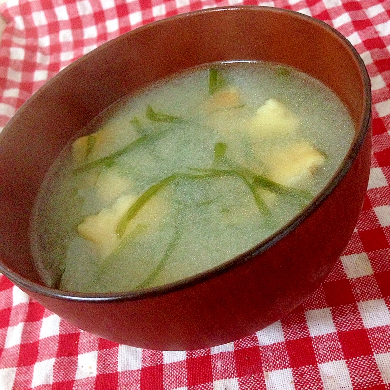 油揚げ&茎わかめの味噌汁♪