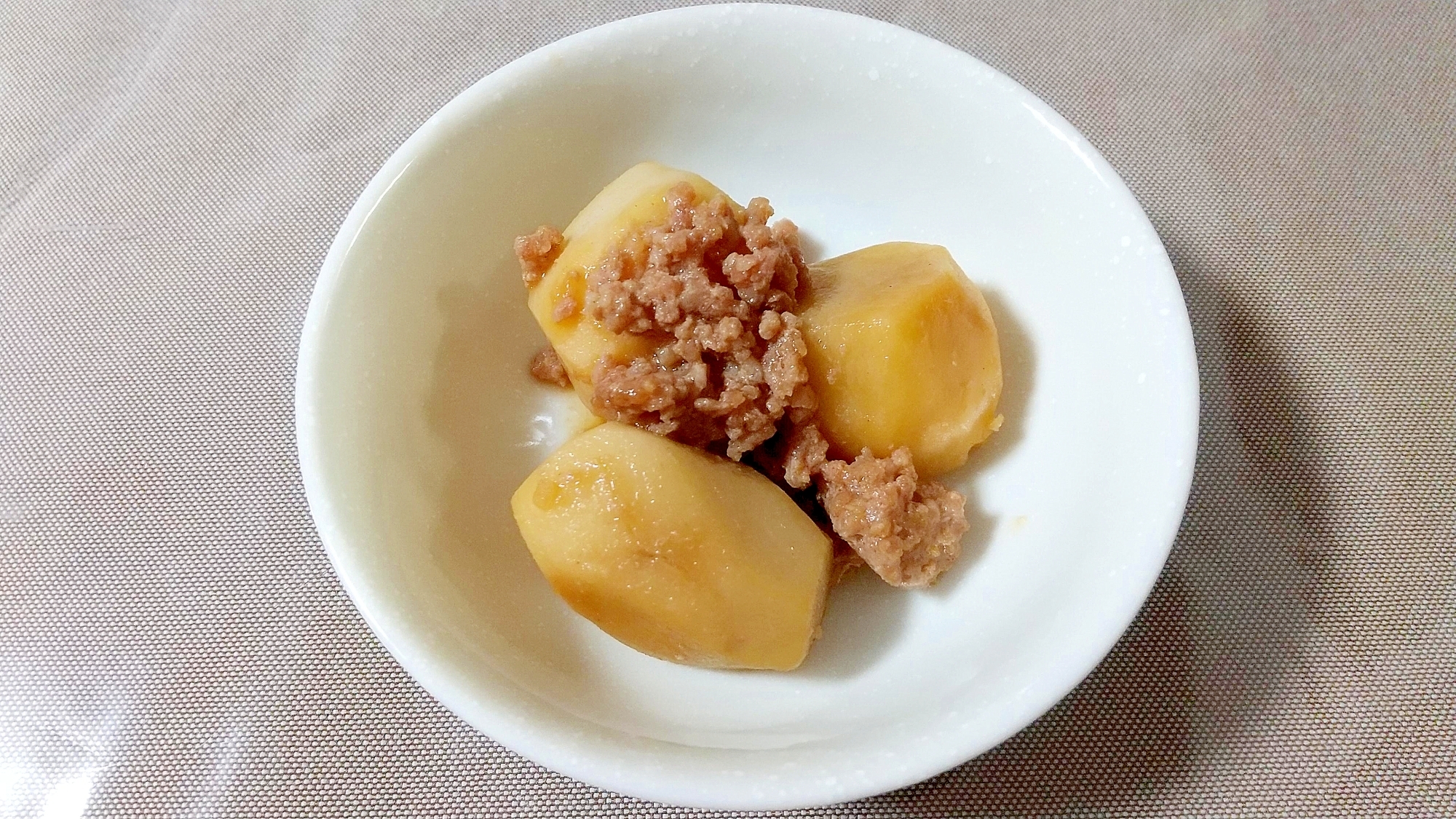 里芋とひき肉の生姜煮＋＋