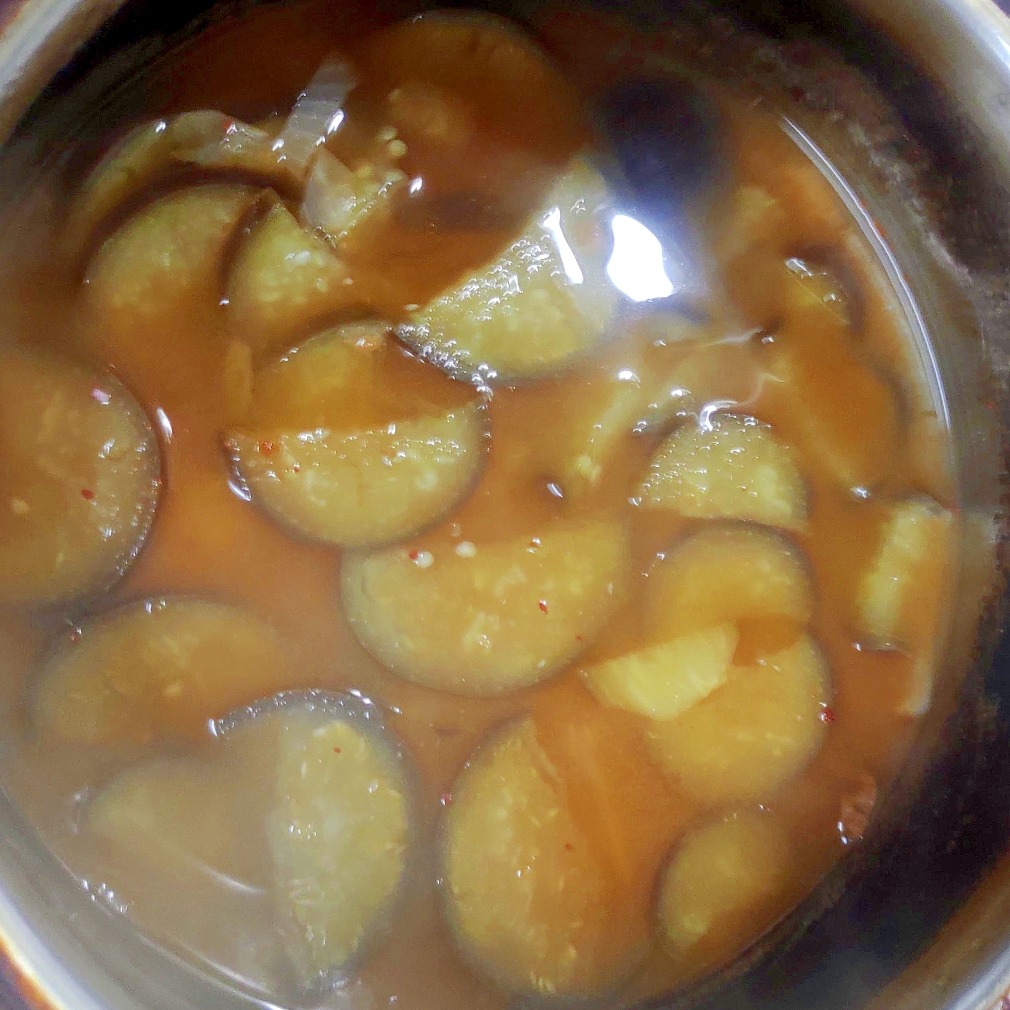 なすの味噌汁　キムチ汁入り