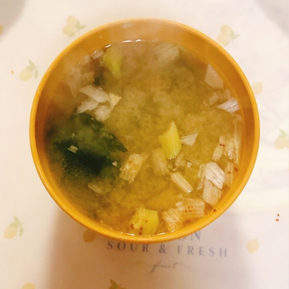 生わかめとねぎの味噌汁