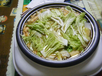 ピリ辛白菜と豚細切れの味噌鍋