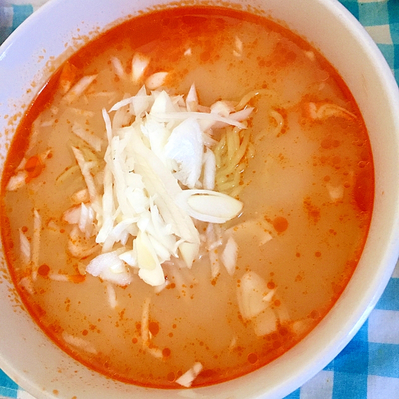 ラー油でピリ辛！ピリ辛ラーメン♡