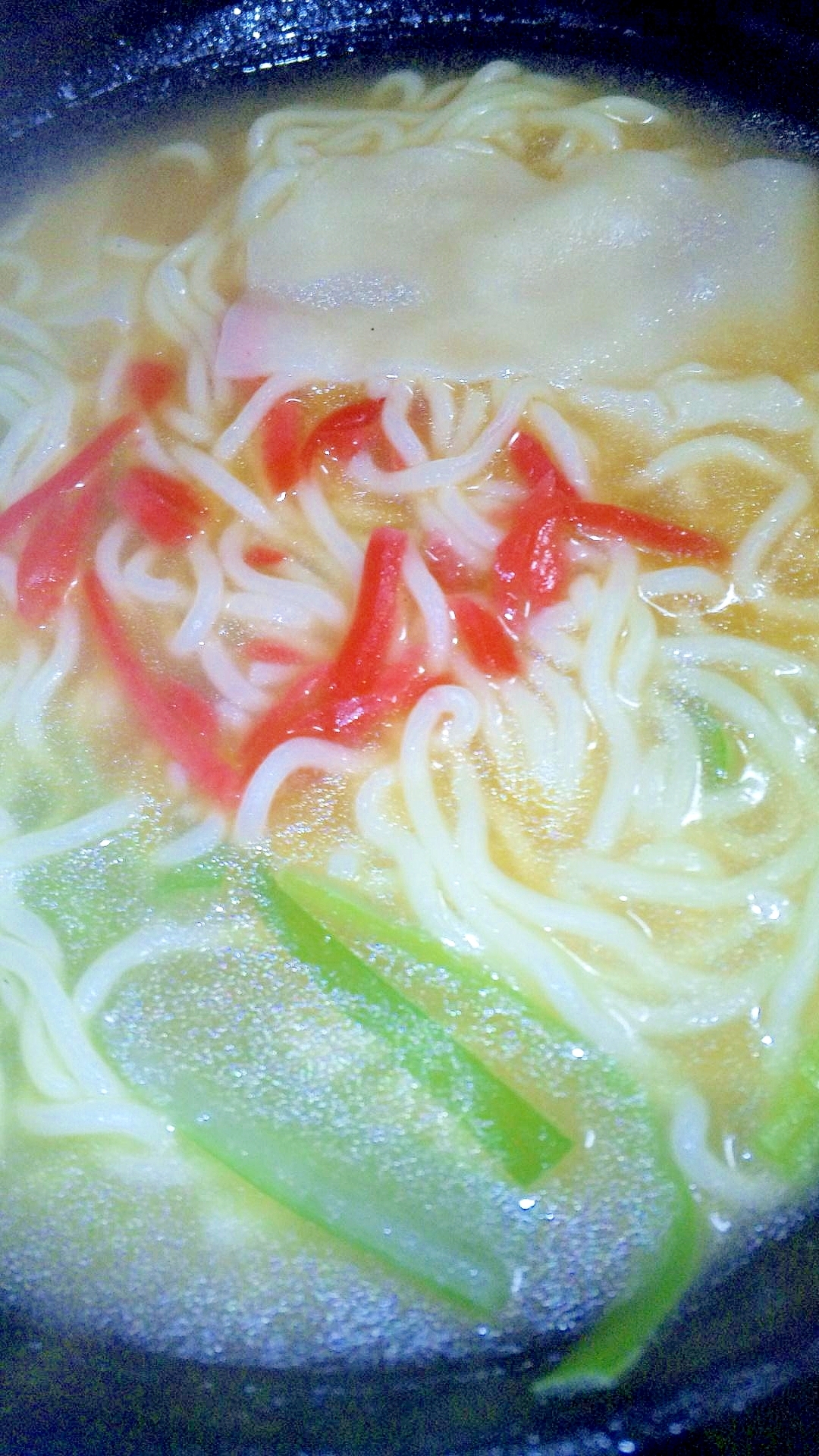 簡単美味!ネギ生姜で豚骨ラーメン