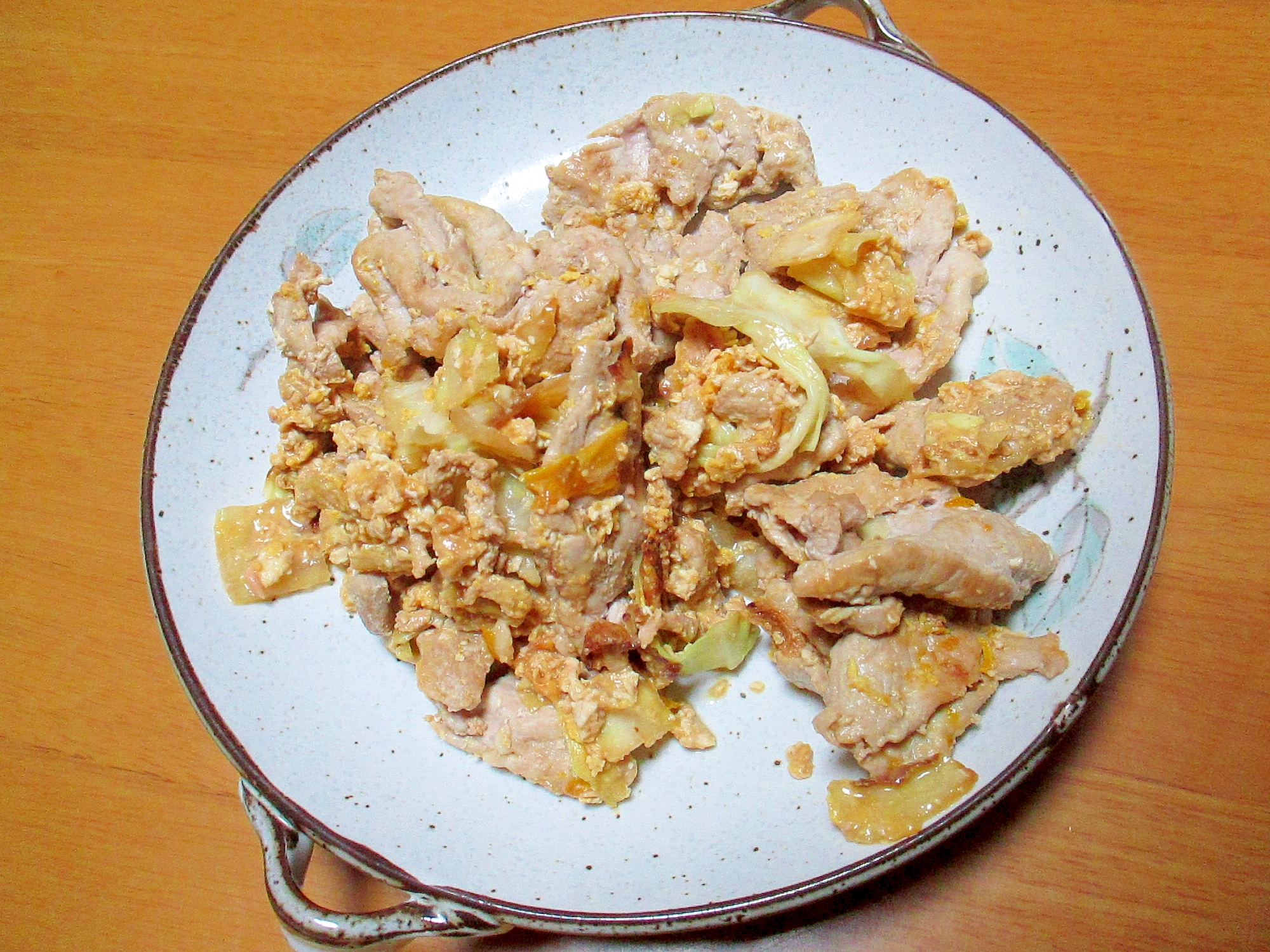 豚肉とキャベツと卵の鶏ガラ味噌炒め