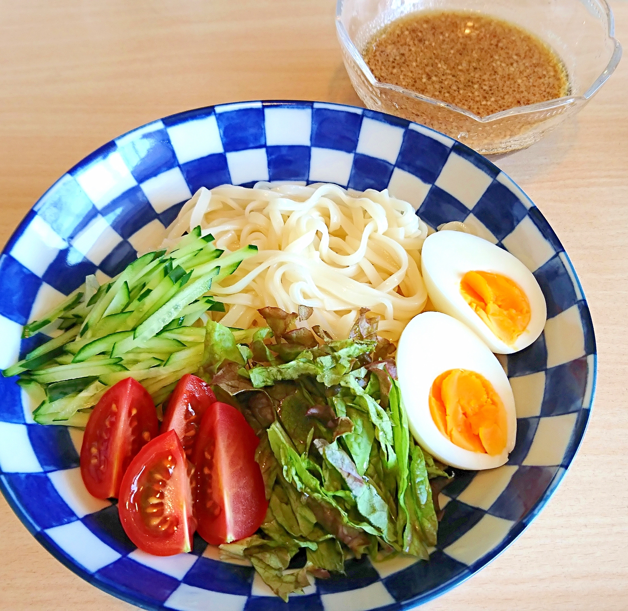 サラダつけうどん