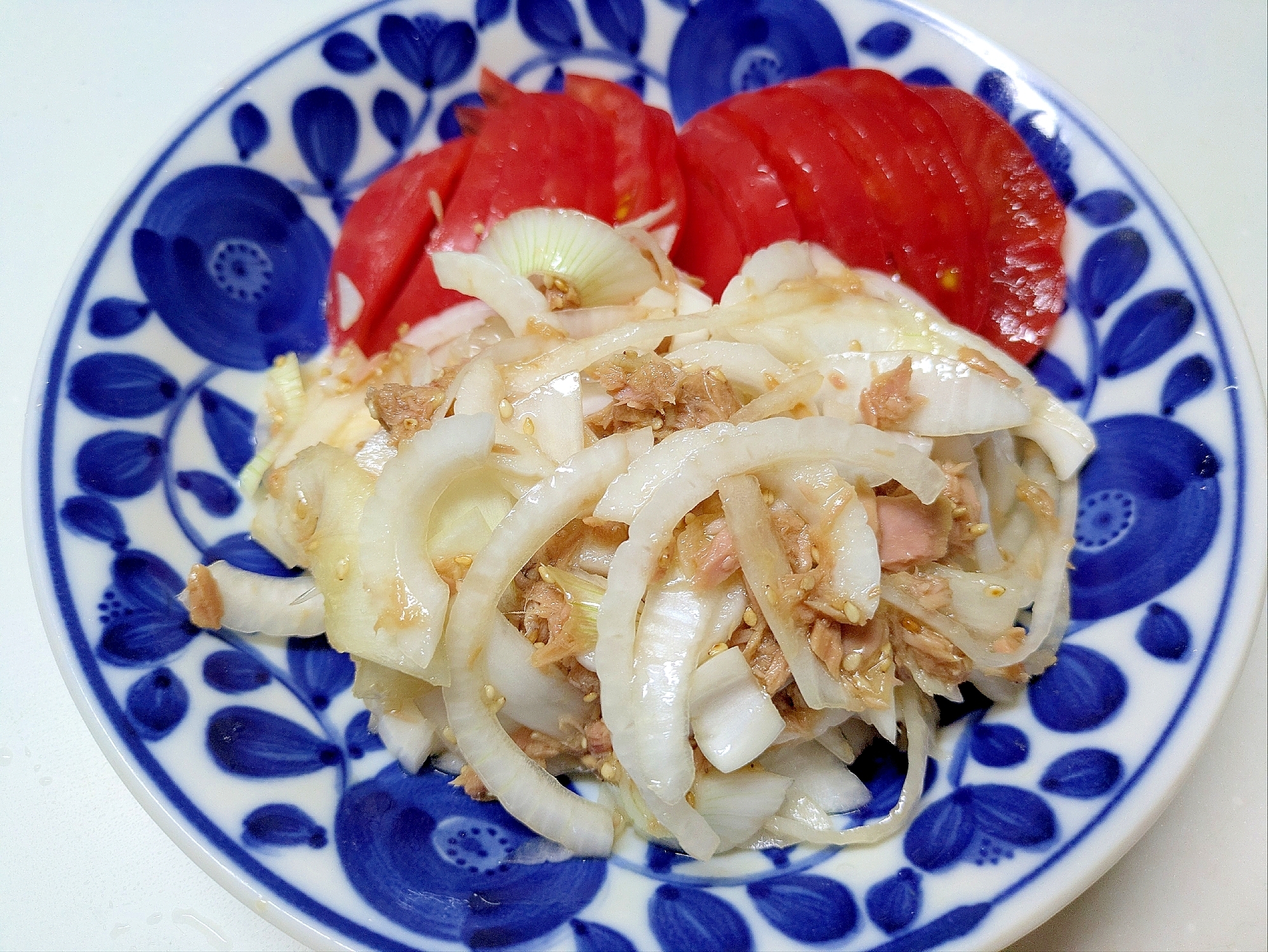 新玉ネギの季節は、やっぱりこれ!ツナとのサラダ