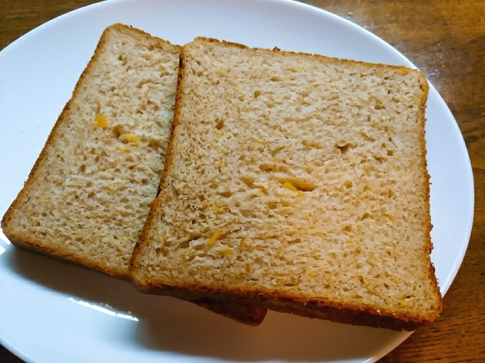 ふすま入り☆フルーツ缶詰の食パン