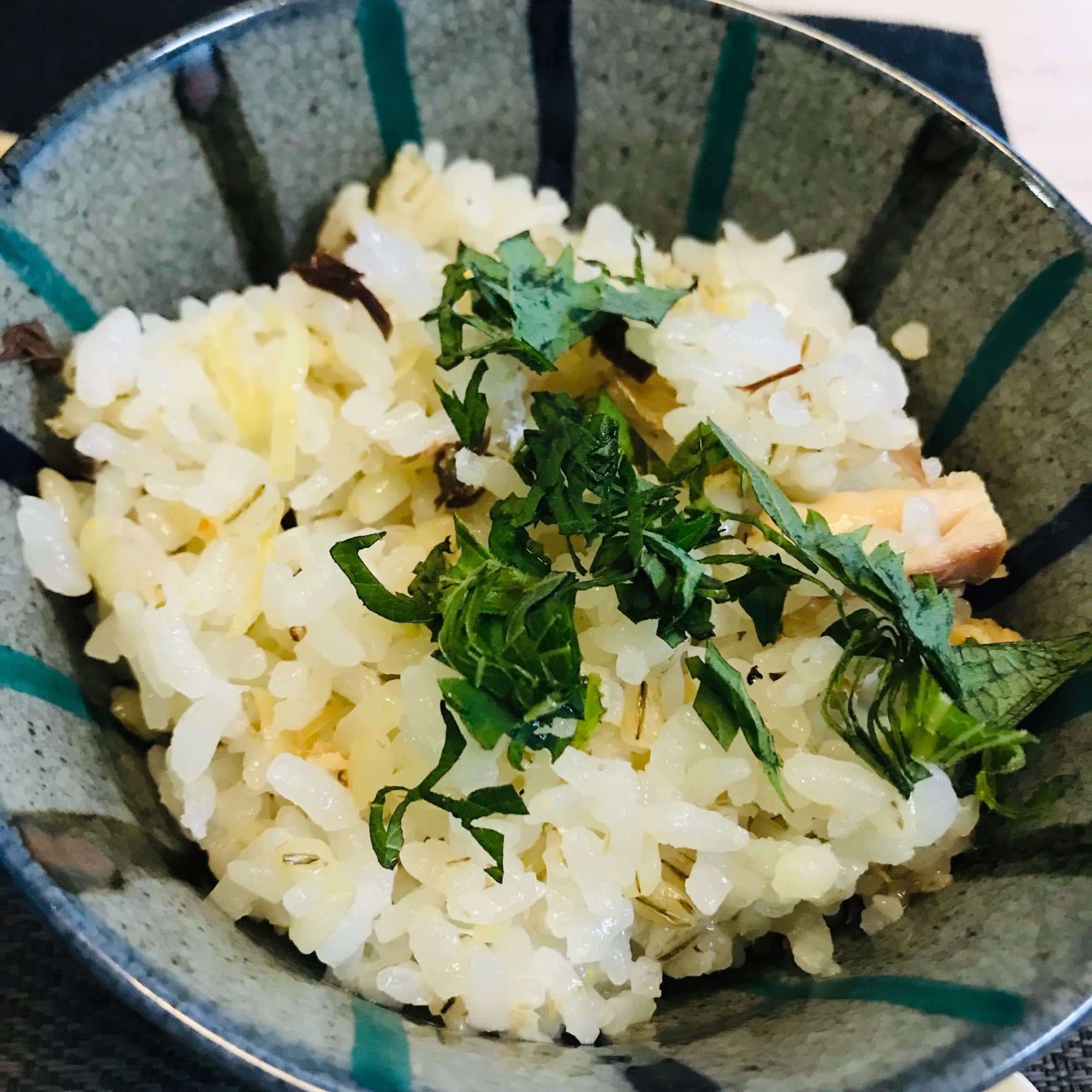 缶詰で簡単！サバ缶のしょうが炊き込みご飯♡