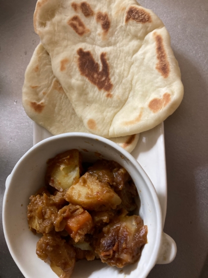 残ったカレーを
翌日はナンで！
ご馳走様でしたー