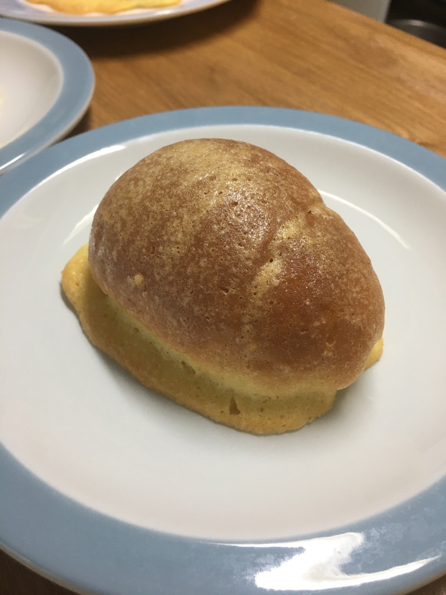 ロールパンで。簡単ぼうしパン