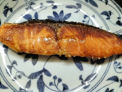 皮まで旨い！「塩鮭の焼き方」