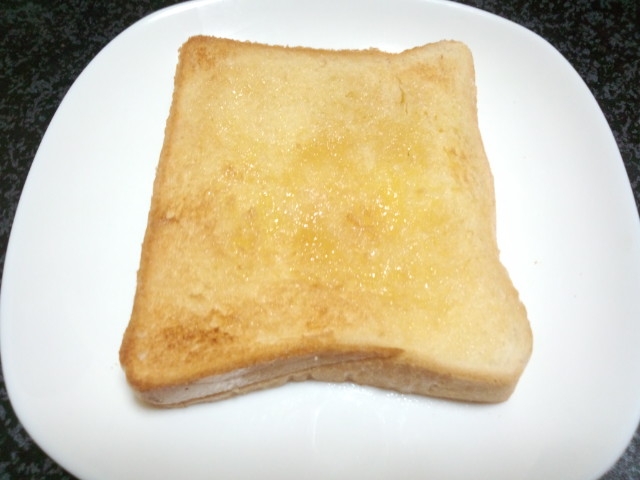 じゅわっと美味しいバターシュガートースト