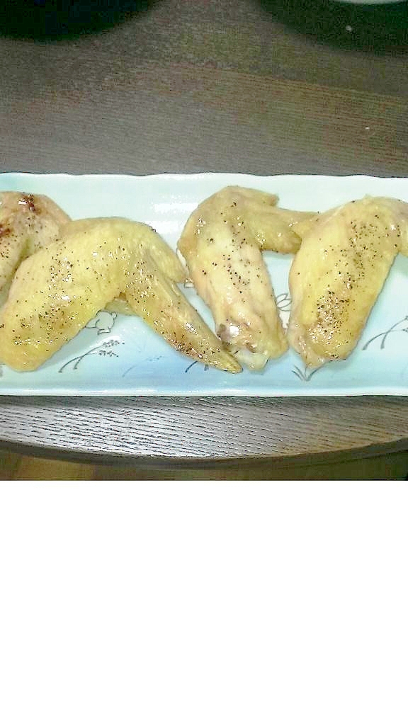 魚焼きグリルで 手羽先焼き レシピ 作り方 By ブタコマ 楽天レシピ