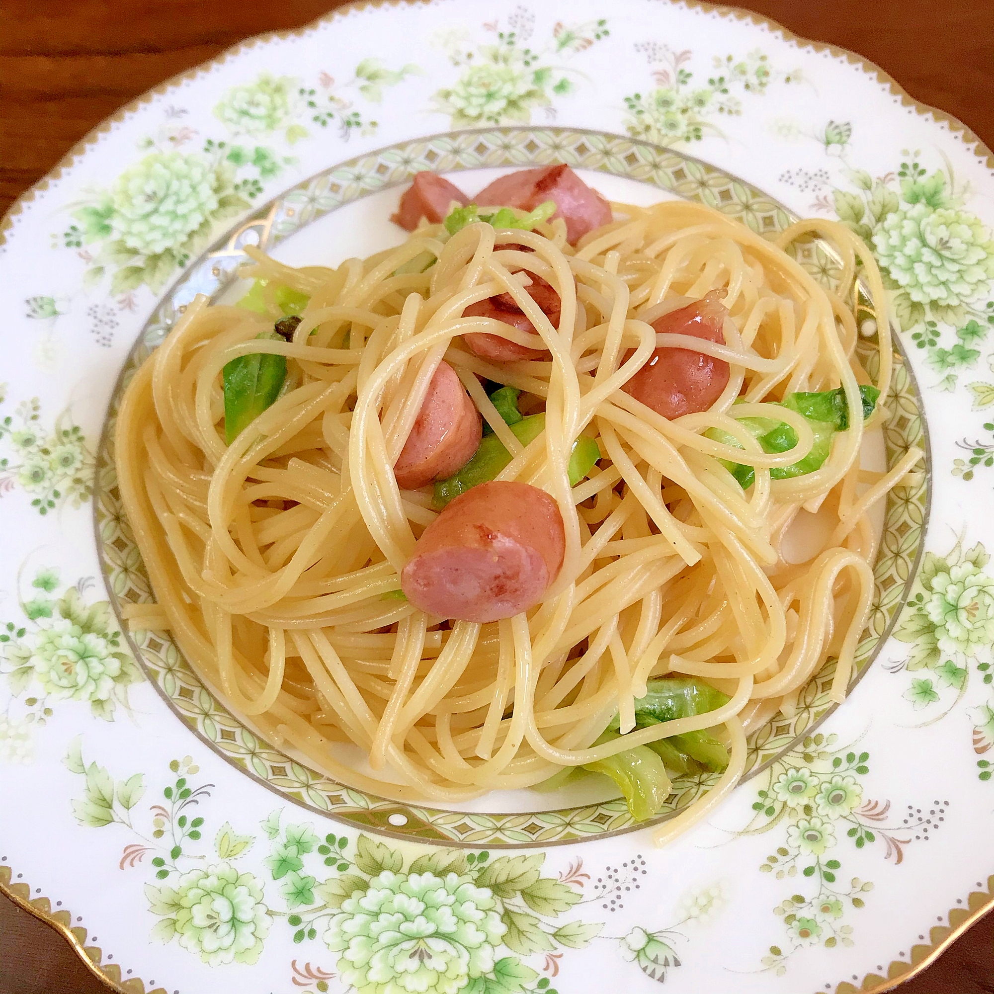 キャベツとウィンナーの和風パスタ☆簡単ランチ