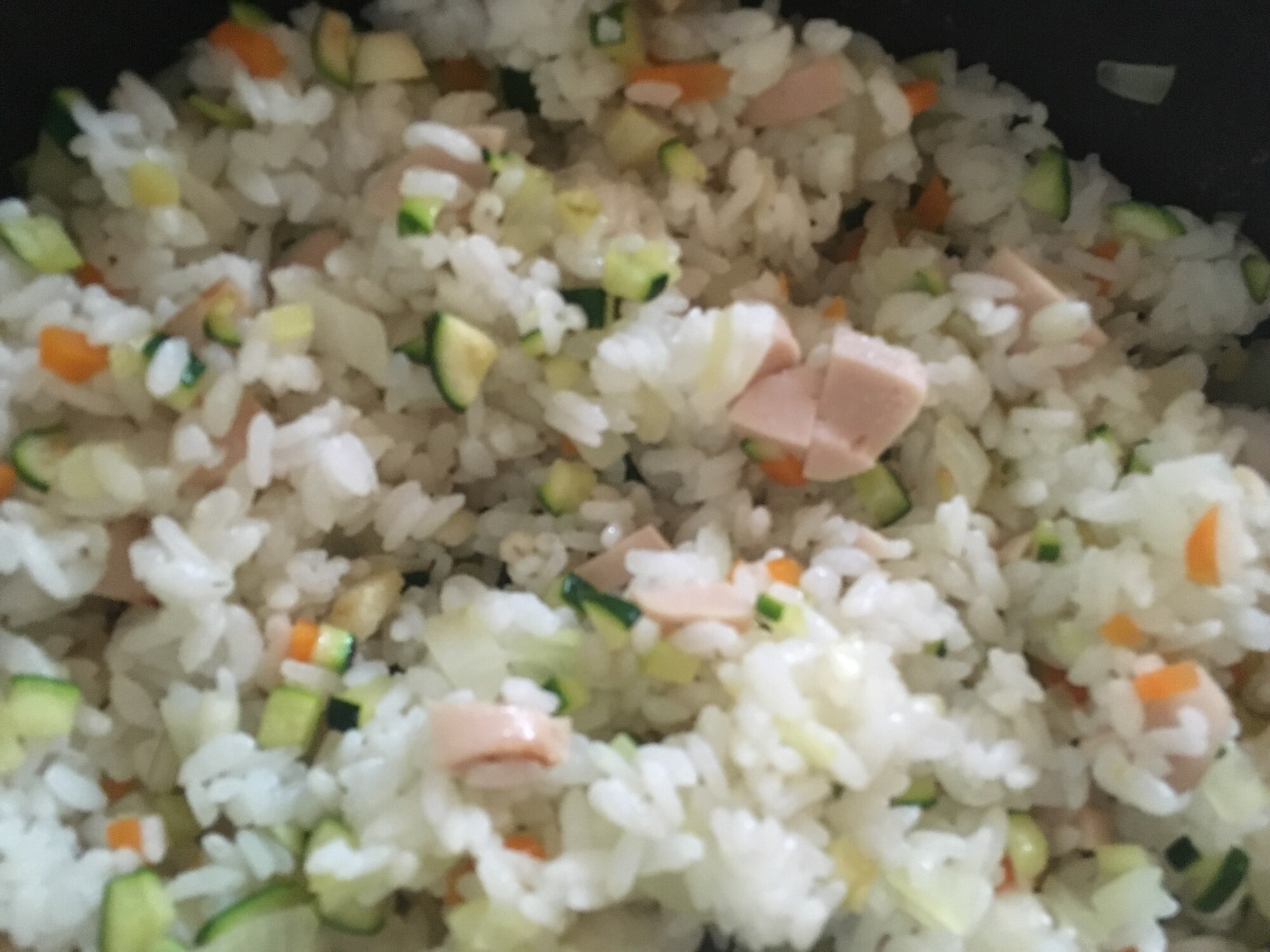 ズッキーニピラフ レシピ・作り方 by tommeg1202｜楽天レシピ