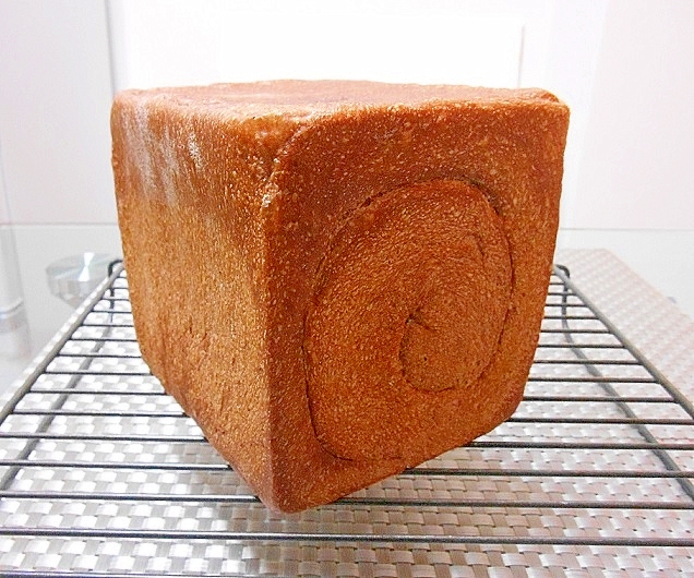 ココア食パン