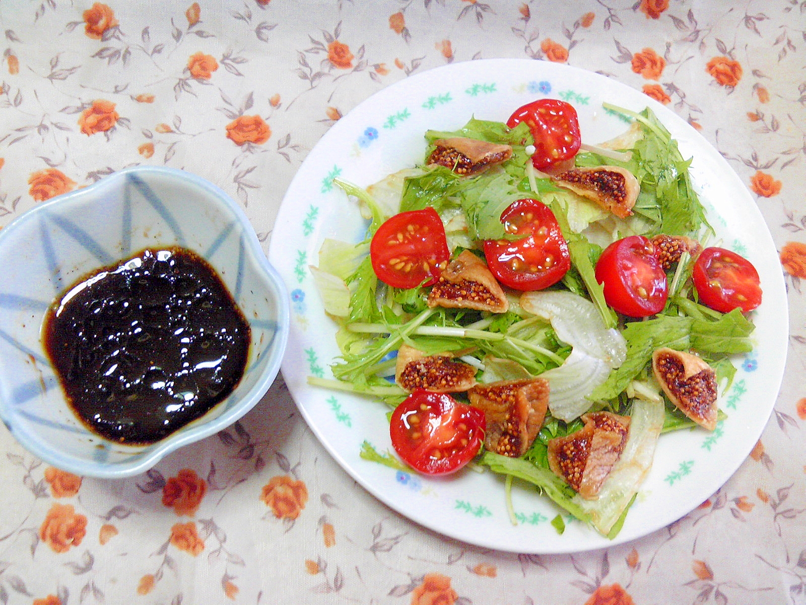 ドライいちじくとレタスと水菜のサラダ