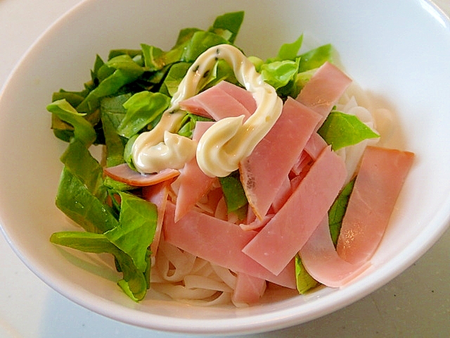 かつおだし＆山葵マヨで　ハムとサラダ菜の糖質0麺