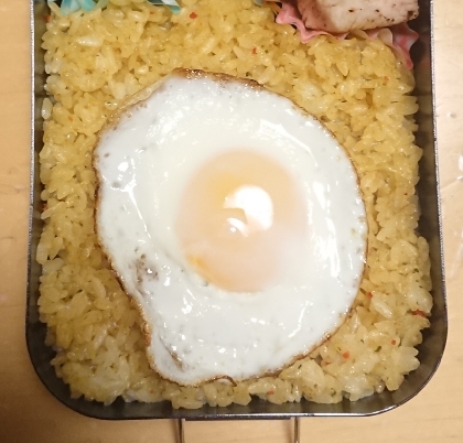 ウインナーは無しですが、息子のお弁当に作りました。
カレー好きなので喜んで持って行きました!!
ありがとうございます♥️