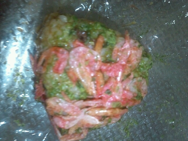 おにぎり　カレー味(わさび＋干しエビ)