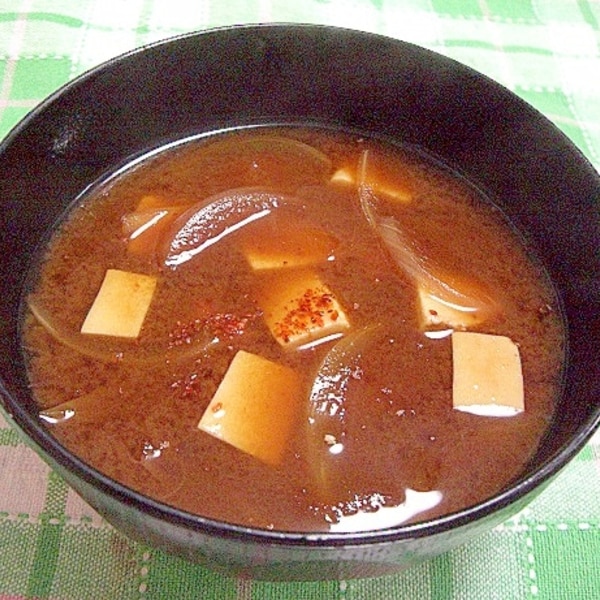 豆腐と玉ねぎのお味噌汁 赤だし レシピ 作り方 By Tiara M 楽天レシピ 豆腐と玉ねぎのお味噌汁 赤だし レシピ 作り方 By Tiara M 楽天レシピ