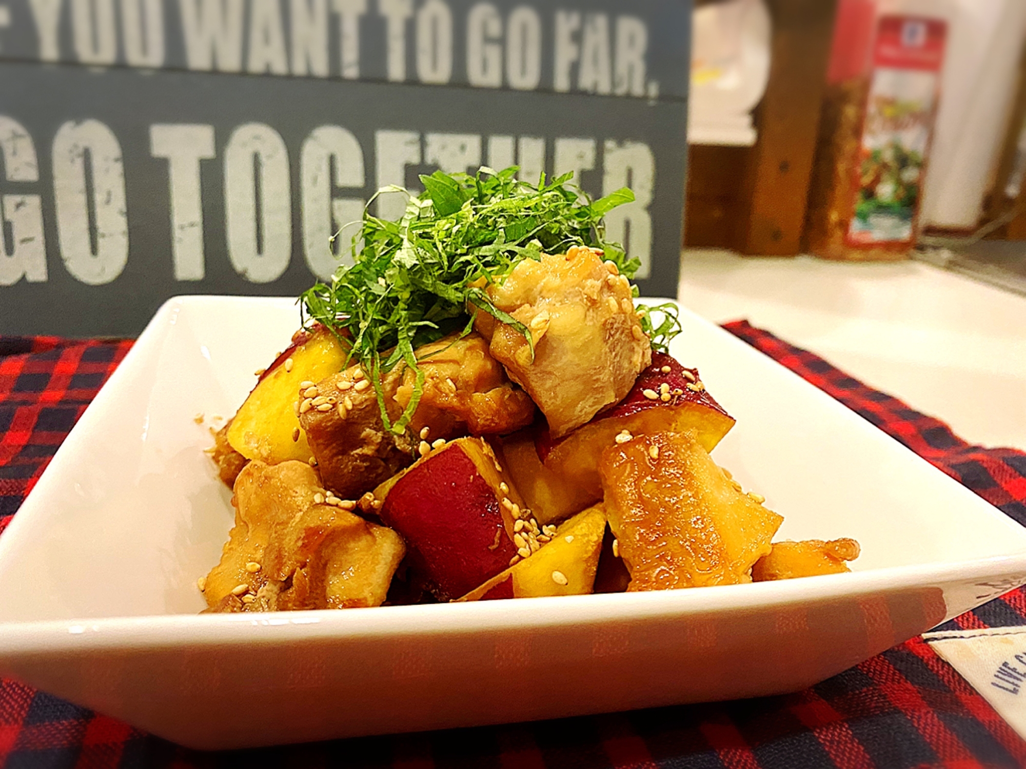 鶏肉とサツマイモの麺つゆバター炒め♪