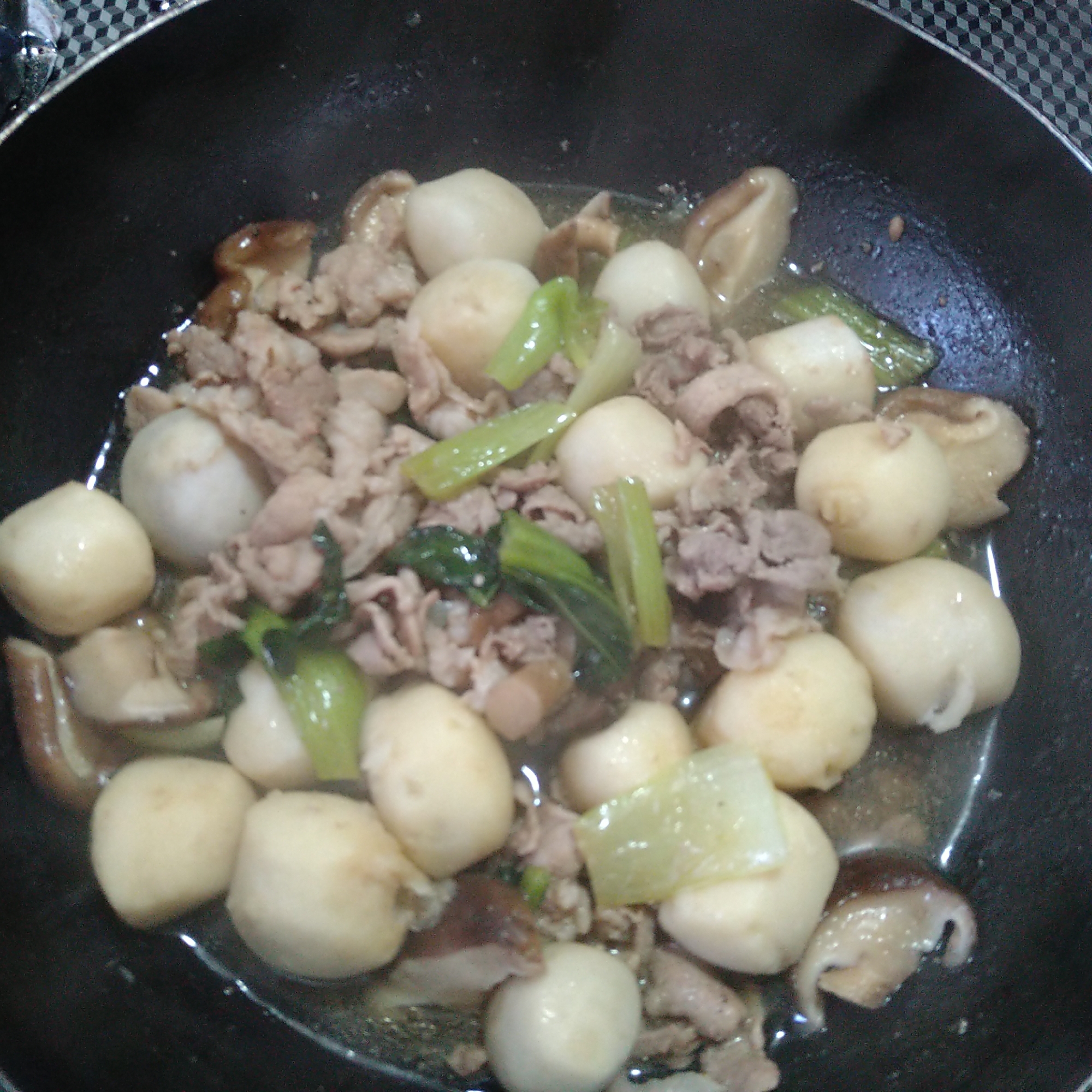里芋と豚肉の炒め