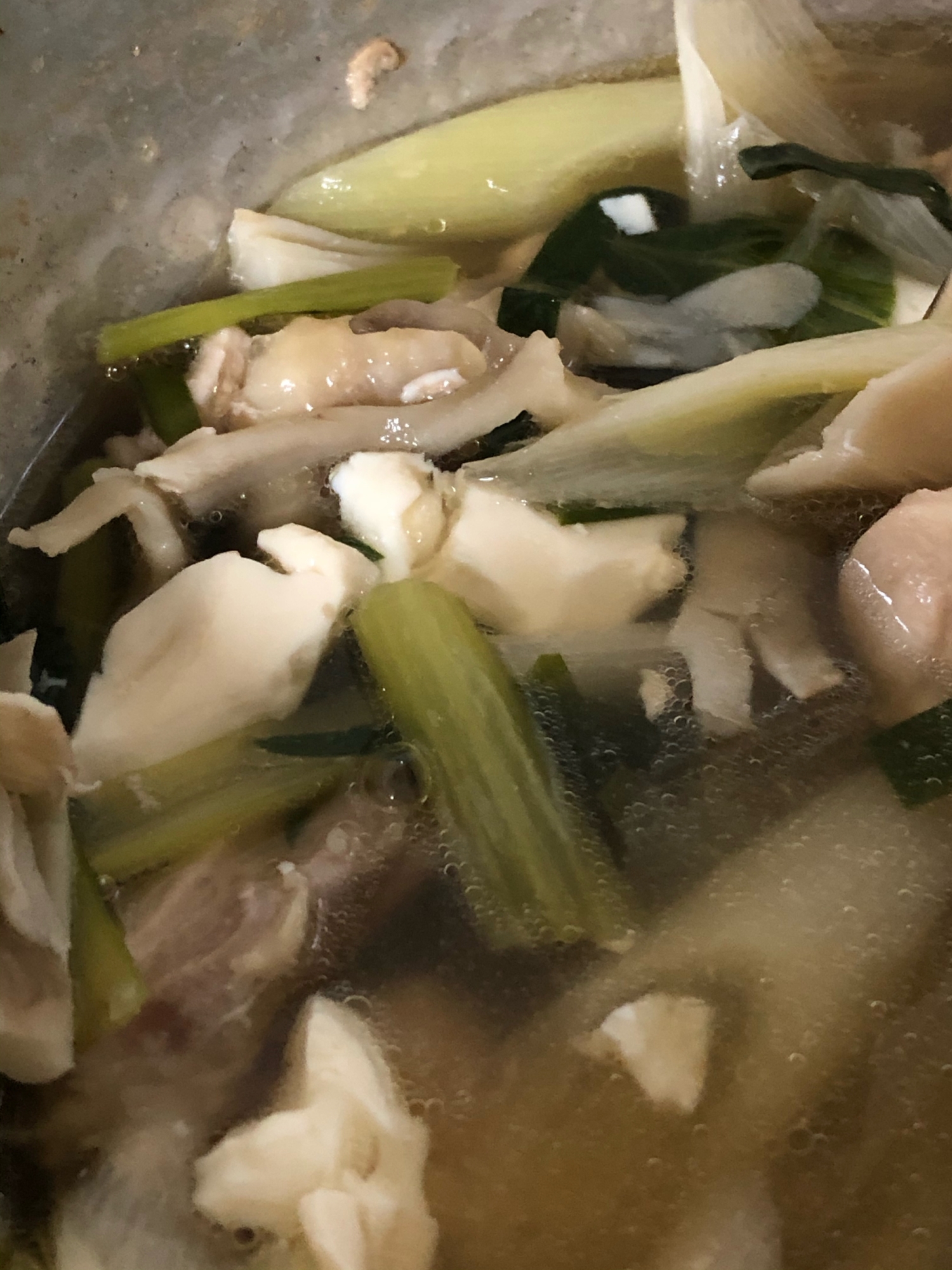しめじと小松菜のスープ