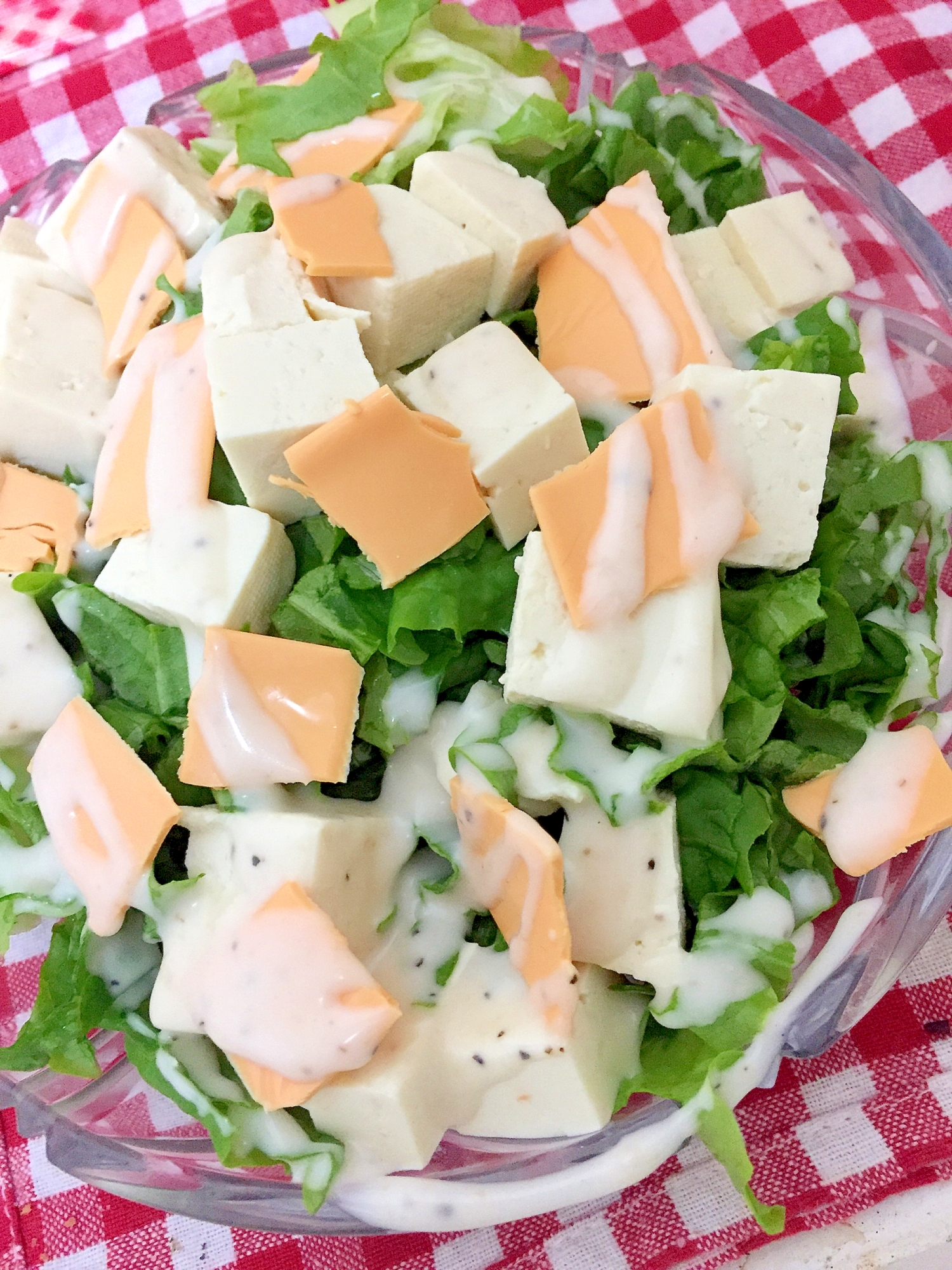 レタスと豆腐とチーズのサラダ☆