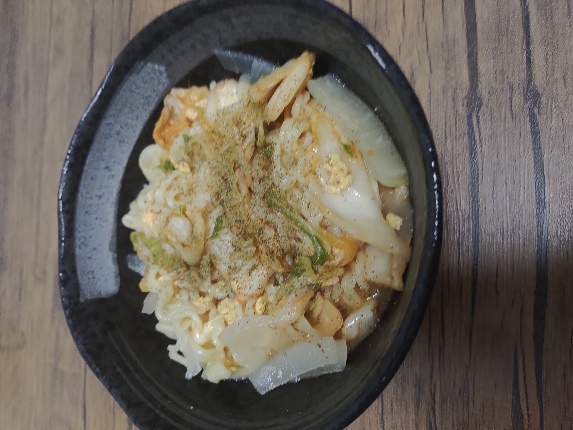 キムチとたまごの醤油ラーメン