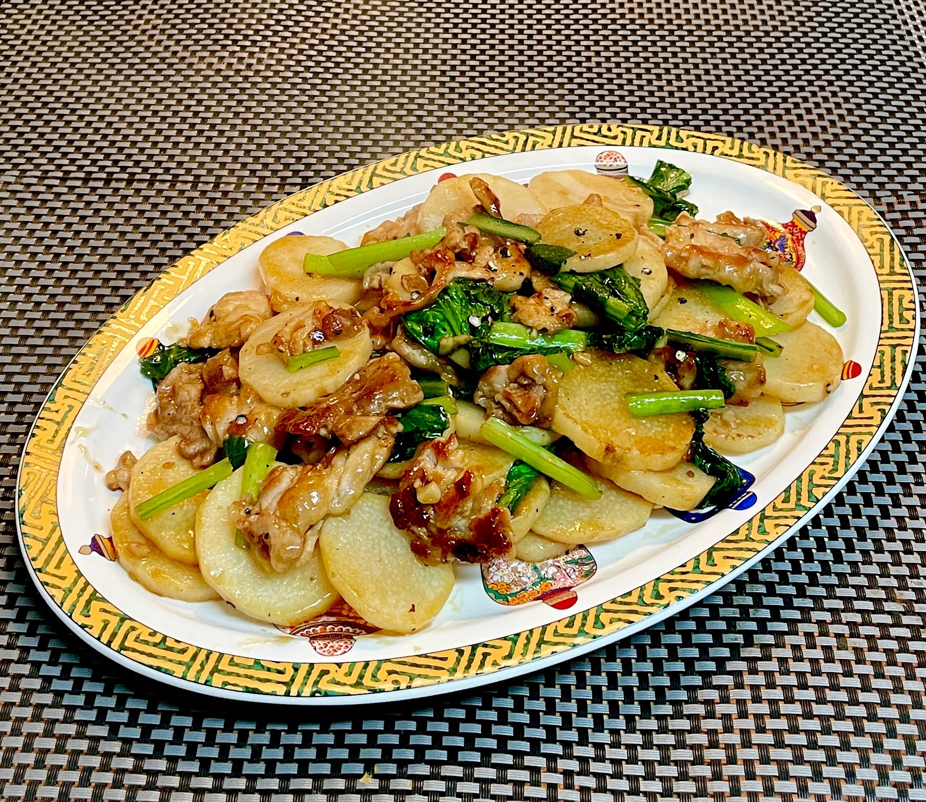 焼肉のたれで作る簡単おかず♡長芋と豚肉の炒めもの