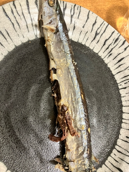 フライパンでレモン香る さんまの塩焼き
