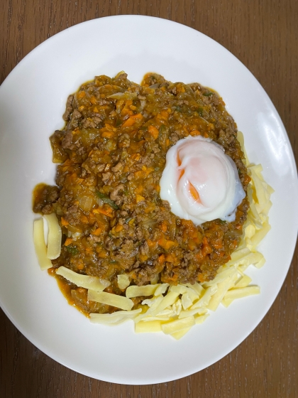 すでにこちらレシピを参考に3回以上キーマカレーを作りました。温泉卵やチーズのトッピングも合います。