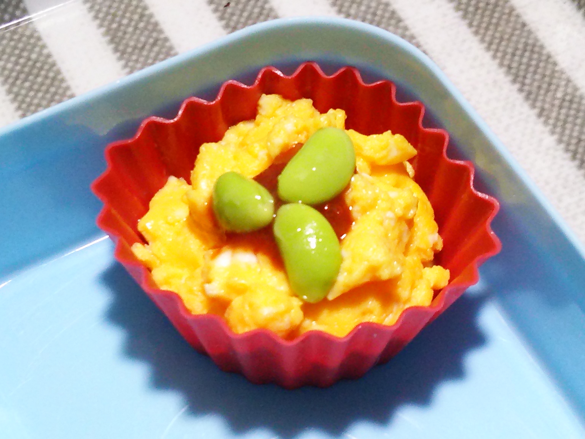 【卵半個】レンジでふんわりチーズオムレツ