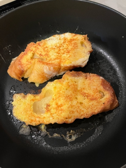 フランスパンでふんわりフレンチトースト