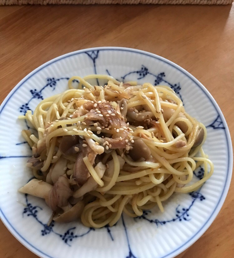 しめじとツナの焼きそば