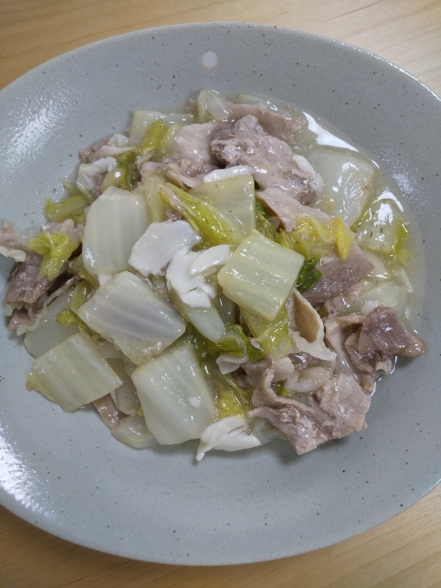 【ホットクック】豚肉と白菜の旨塩にんにく