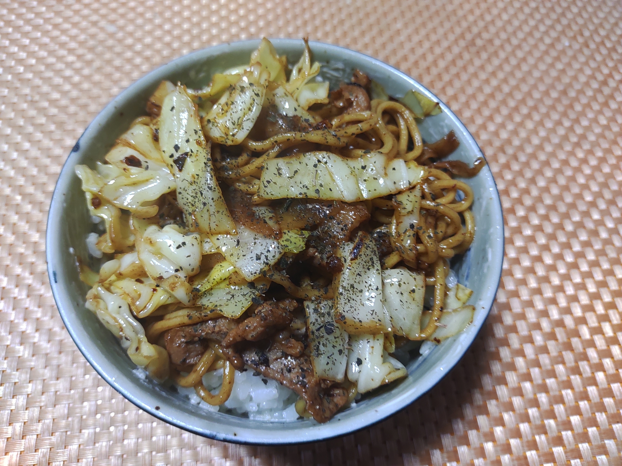 焼きそば丼