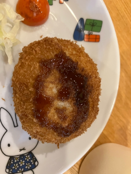 コロッケ/作り置きの牛豚そぼろを具に入れる