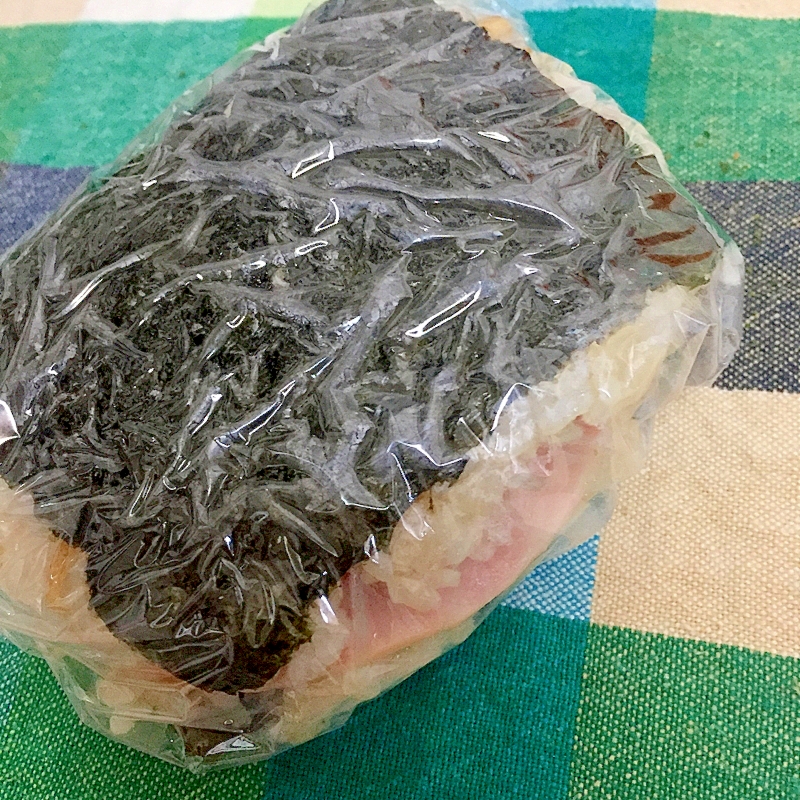 天かすとハムのおにぎり☆