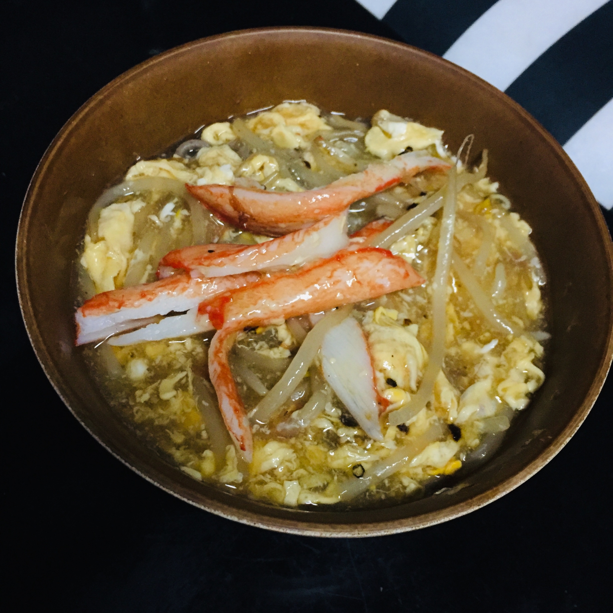 カニカマあんかけ卵蕎麦