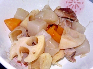 炒め煮するだけ！鶏とれんこんの煮物