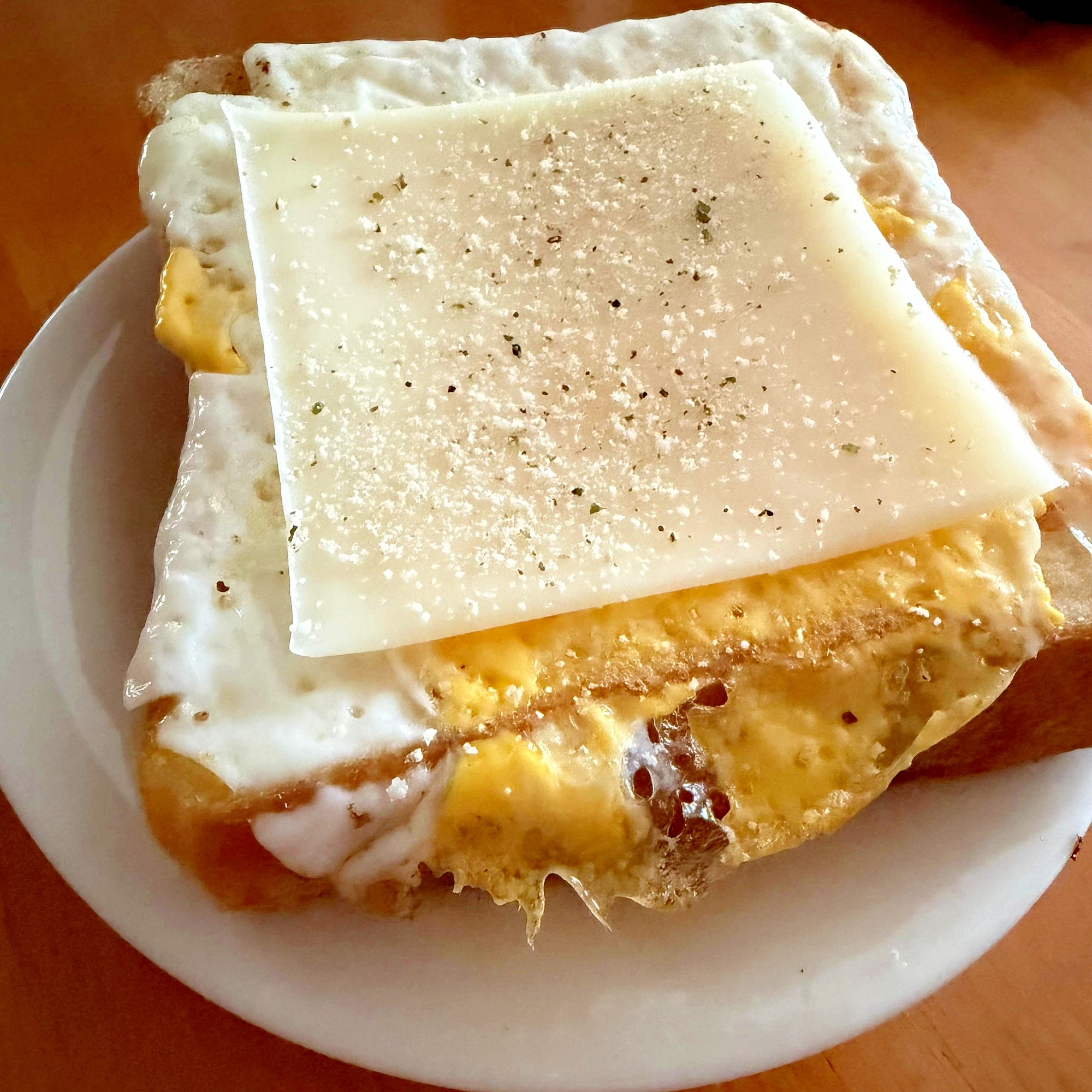 ワンパンで♬たまごチーズトースト♪