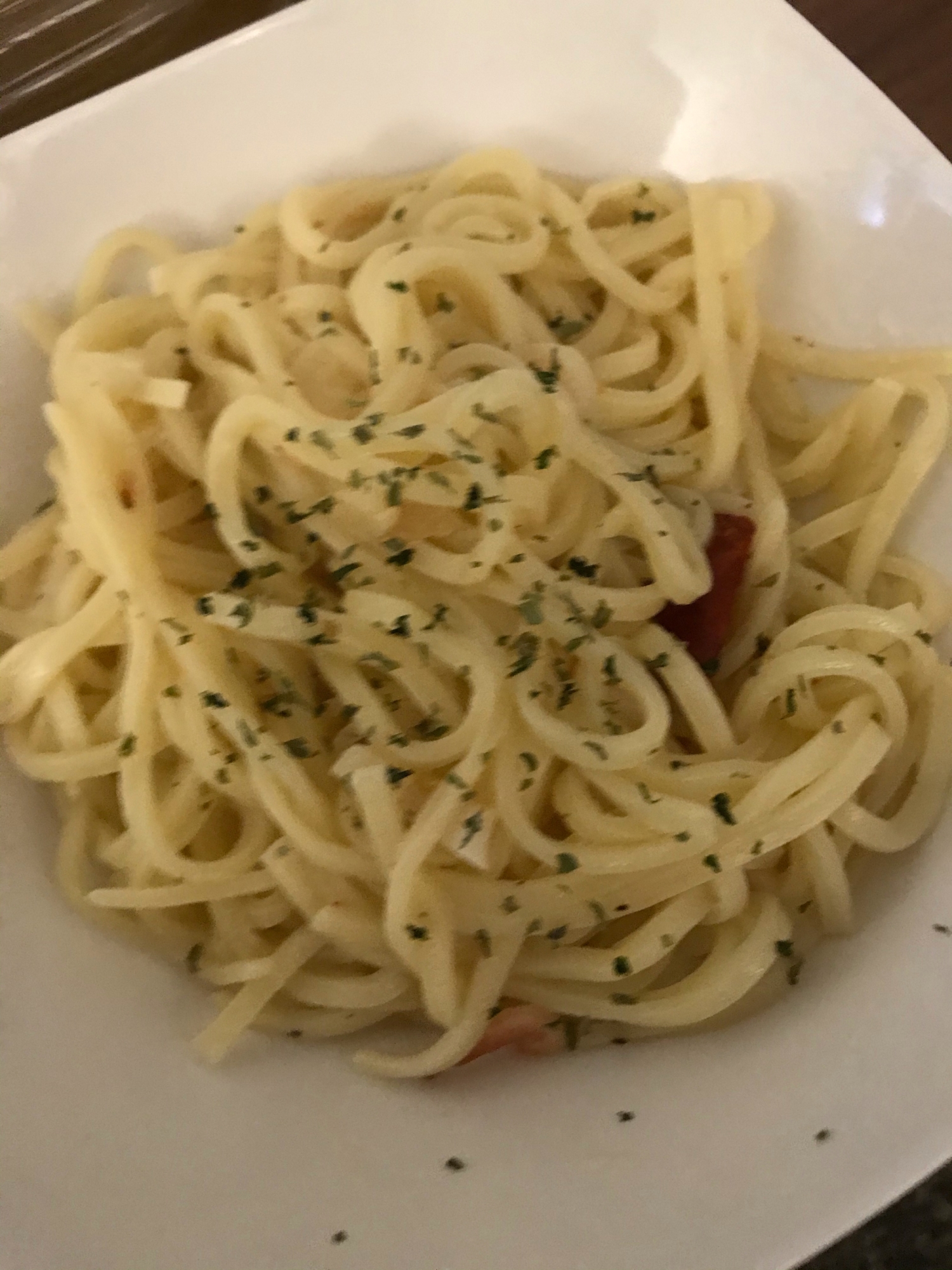 生パスタでペペロンチーノ