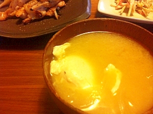 柚子コショウが決め手！たまごのお味噌汁